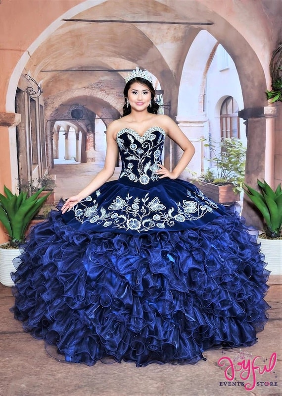 Vestidos de Quinceañera Charro de Tres Piezas con Mariposas - Etsy España Vestidos de Quinceañera Charro de Tres Piezas con Mariposas - Etsy España