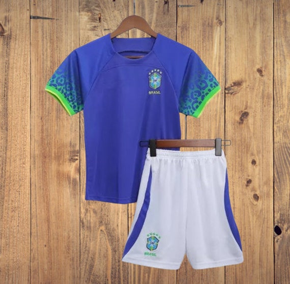 Uniforme de fútbol premium visitante azul de Brasil para niños