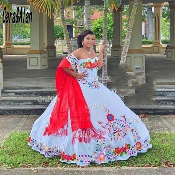 Charro Vestidos De 15 Años Bordado Mexicano Vestidos de - Etsy España Charro Vestidos De 15 Años Bordado Mexicano Vestidos de - Etsy España