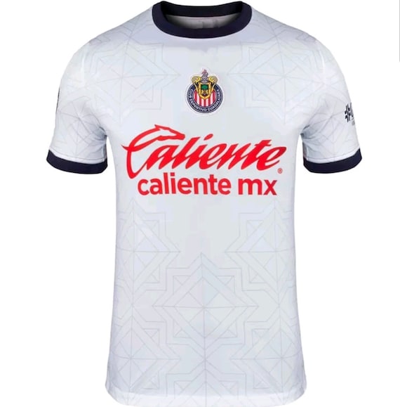 Playera del chivas blanca sales