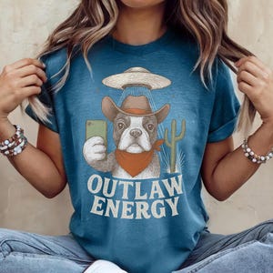 Boston Terrier Shirt • Western UFO Space Cowboy Dog Tee • Funny Alien Pet Parent Gift • Vintage Sketch Tshirt for Dog Mom and Dog Lovers