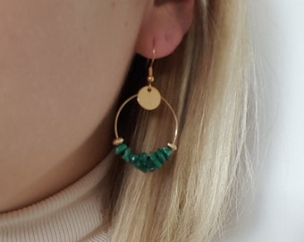 Boucles d’oreilles pendantes or et vert en pierre malachite véritable