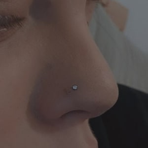 Dainty Nose Stud | Stainless Steel Nose Ring | Nose Ring Stud | Nose Bone | 0.8 mm Nose Stud | Shiny Nose Ring | Sparkly Nose Stud