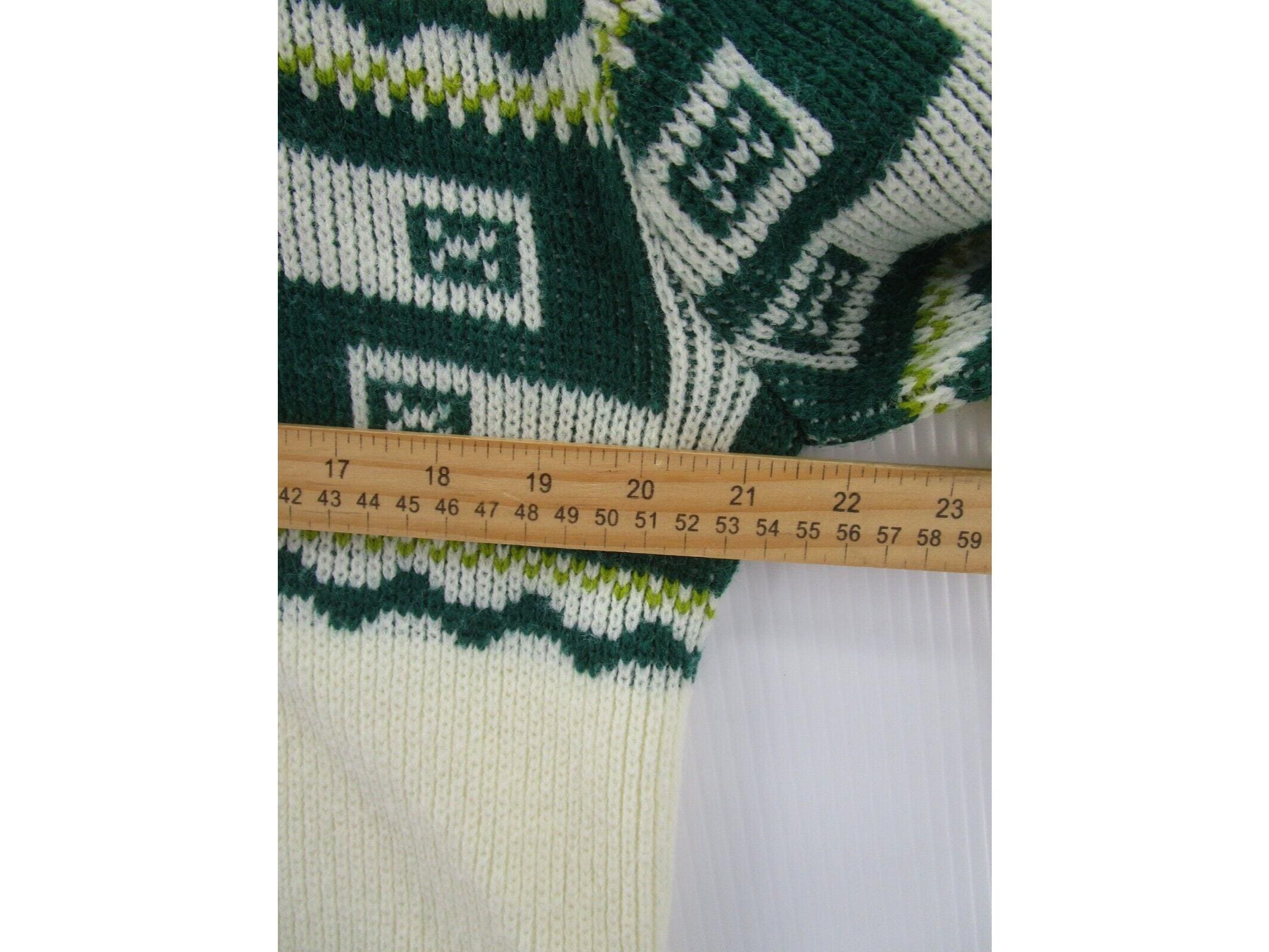 VINTAGE Fall River Knitting Mills Sweater Medium Cardigan