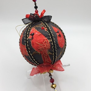 Cardinals Christmas ball