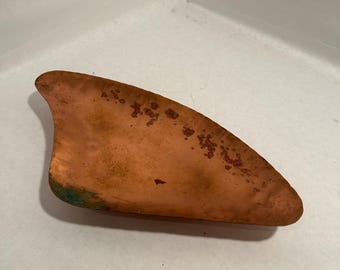 Plato hecho a mano de cobre gregoriano (525)