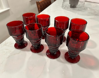 Vasos vintage georgianos de color rojo rubí, juego de 8