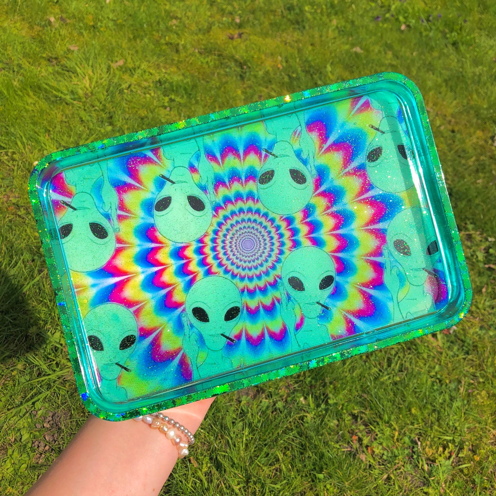 Trippy alien large resin rolling tray ashtray trinket tray Etsy