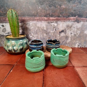 Handmade Pottery Water Pot for Painting | for acrylics, inks, watercolours | hand-thrown ceramics | Cymru | Wales