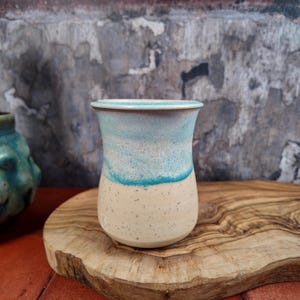 Hand-Thrown Ceramic Pen Pot | pencil, paintbrush, make-up brush, toothbrush holder | desk tidy