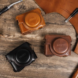 Borsa per fotocamera in pelle per SONY RX100 1-7, custodia per fotocamera personalizzata, regalo fotografo con cinturino in pelle, regalo per donne da uomo