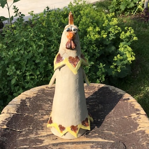Fence-sitter chicken