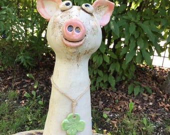 Fence Stool Lucky Pig