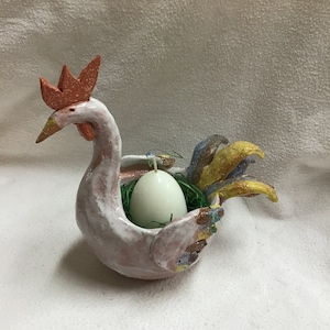 Vessel colorful rooster