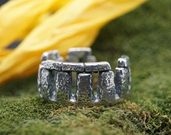 Stonehenge Ring 2025 | www.applelady.ca