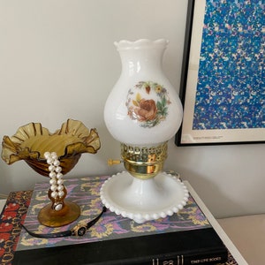 Vintage milk glass floral lamp