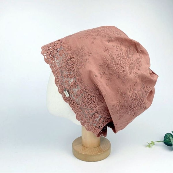 Bonnet femme printemps été, bonnet ultra doux, bonnet chimio, bonnet brodé dentelle