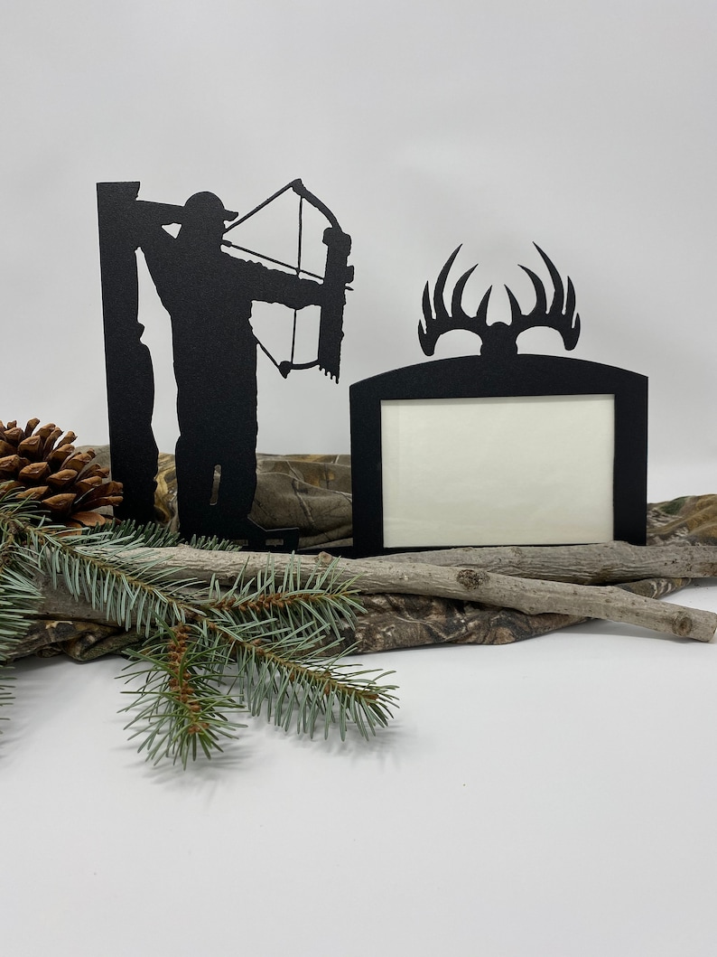 Deer Hunting Picture Frame, Metal Hunting Frame, Deer Bow Hunting Frame