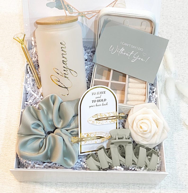 Bridesmaid Proposal Gift Box Personalized Bridesmaid Jewelry Box Will You Be my Maid of Honor Gifts Glass Can Cup Tumbler Bridesmaid Box Set bild 1