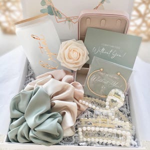 Bridesmaid Proposal Gift Box Personalized Bridesmaid Jewelry Box Will You Be my Maid of Honor Gift Glass Cup Tumbler Bridesmaid Box Set