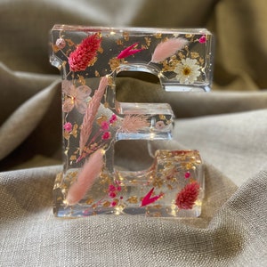 Letra grande de resina con luz y nombre inicial E personalizada hecha a mano para cumpleaños, día de la madre, regalo para hija, decoración del hogar, amiga