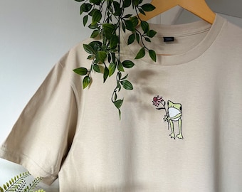 Flower Frog Embroidered T-shirt | Unisex T-shirt | Short Sleeve | 100% Cotton T-shirt | Women's | Men's | Crewneck | Personalised | Custom