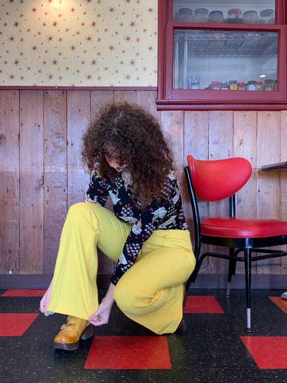 70s Yellow Polyester Western Wear Bellbottoms/1970