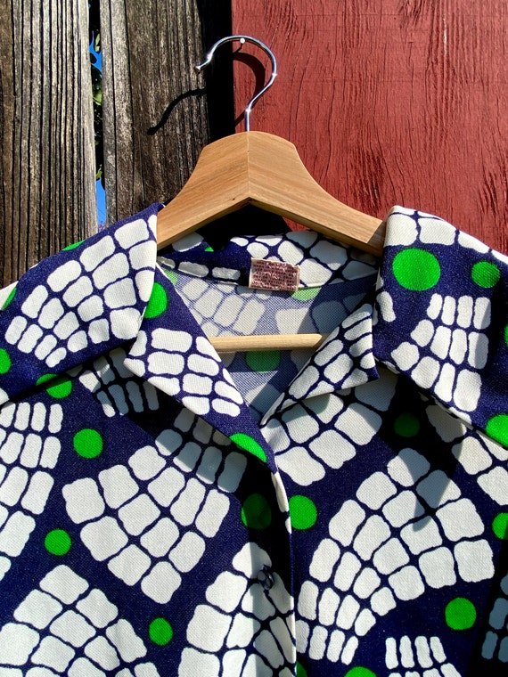 White, Blue, & Green Abstract Blouse - image 5