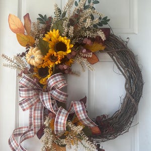 Fall Wreath with Sunflowers