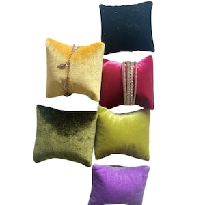 Personalized Colors 8pcs/set Velvet Bracelet Watch Display Pillows BP01