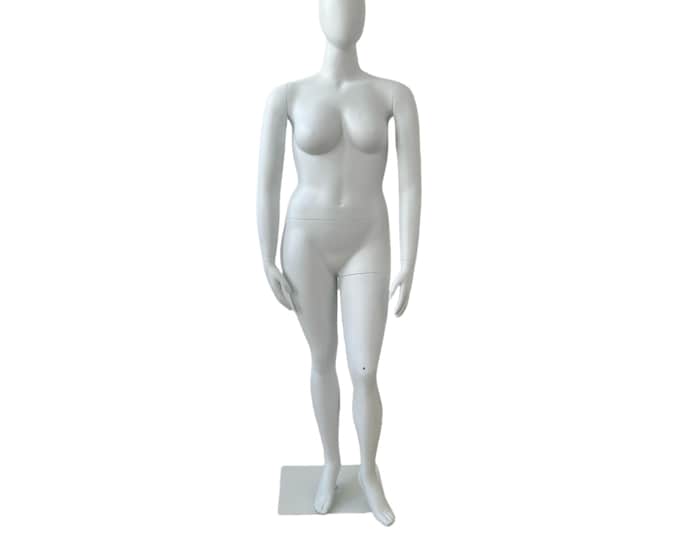 White Base White Matt Plus Size Female Full Body Mannequin Diva
