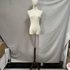 Cheap Tripod Wooden Base   Linen Female Mannequin Dress Form Stepanie