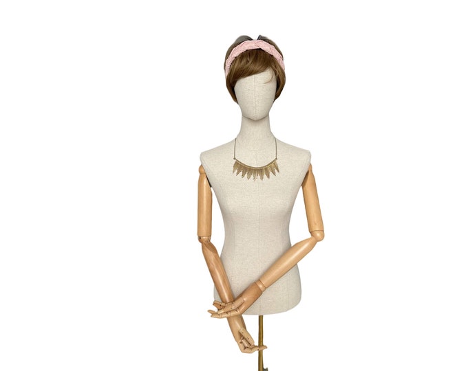Chest Size 86cm Adjustable Gold Base Wooden Arms Natural Linen Female Mannequin Dress Form Faye