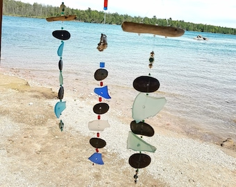 Off the Beach Wind Spinners.  Sun Catcher.  Glass Garland.  Garden Decoration.  Beach Art.  Patriotic Wind Spinner