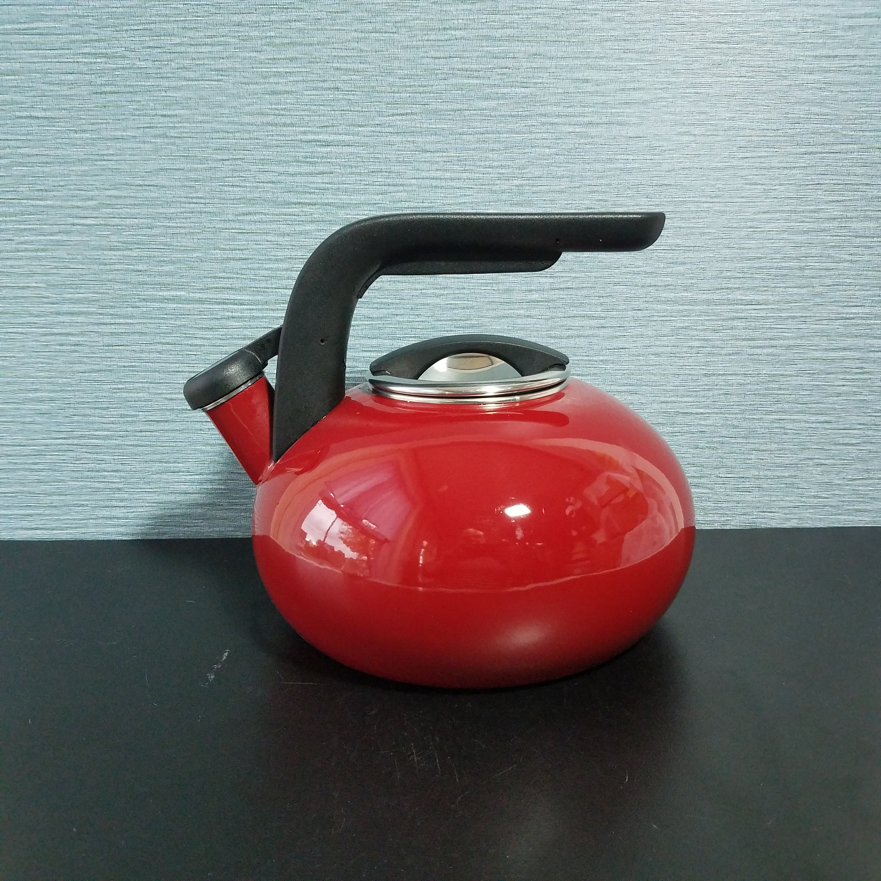 RETTBERG Tea Kettle for Stovetop Whistling Tea Kettles Retro Red Stainless  Steel Teapots, 2.64 Quart (Frosted Red)