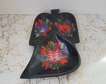 Vintage Black Lacquer Snack Tray, Black Lacquer Tidbit Dish, Hand Painted Wooden 3 Section Tray