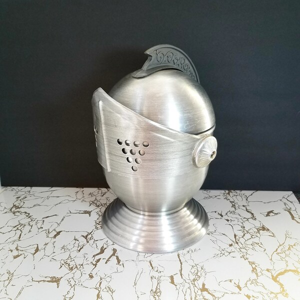 Retro Knights Helmet Ice Bucket, Renaissance Faire Prop, Medieval Helmet Icebucket