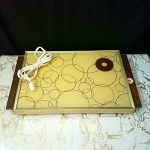 Vintage Harvest Gold Food Warming Tray with Beverage Hot Spot, 70's Circles, Tempered Glass Top
