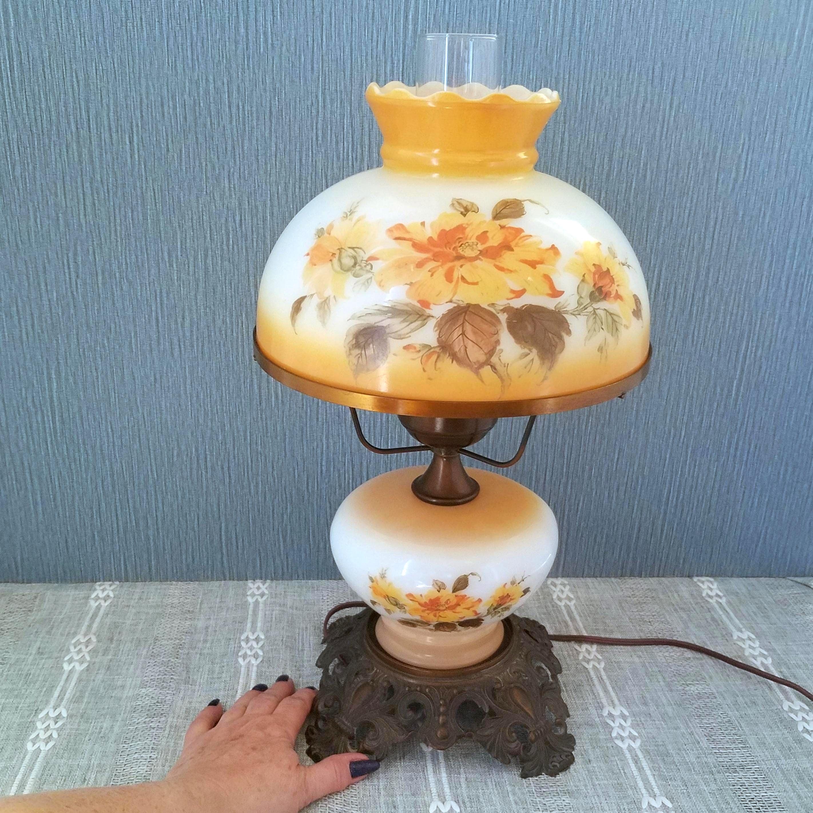 Vintage 1972 Harvest Gold Hurricane Lamp With Night Light Base