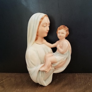 1954 Vintage Plasterware Madonna and Child Wall Plaque, Mother Mary and Baby Jesus Hanging Sculpture, Tili Mac Handicraft Wall Plaque