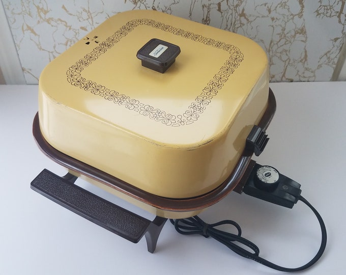 Retro 70s Sunbeam Electric Frying Pan With Ceramic Insert, Dutch Oven