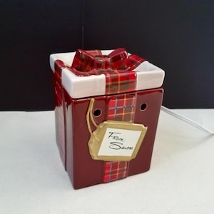 Christmas Present Electric Wax Warmer,  Holiday Wax Melter. Ceramic 2 Piece Wax Warmer