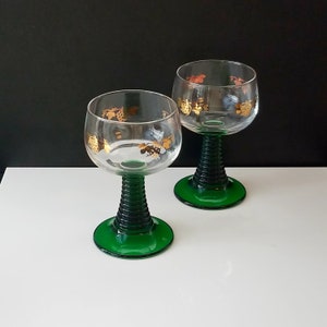 Set of 2 Green Stemmed Roemer Wine Glasses, Luminarc France Beehive Stem Wine Goblets