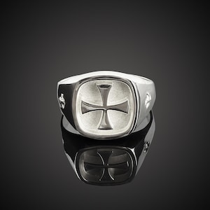 Templar - Knights Templar Cross Signet Ring for men, Men&#39;s Medieval Heraldic Symbol, Gothic Seal ring, solid Sterling Silver or gold for him