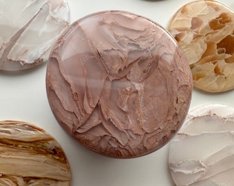 Mobile phone grip/holder made of polymer clay and resin