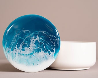 Dose + Deckel mit Wellen aus Resin, groß rund