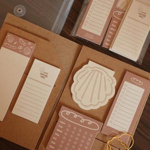 Set di blocchi note a tema dessert - Note adesive a forma di illustrazione originale con porta graffette in carta kraft di alta qualità/set regalo