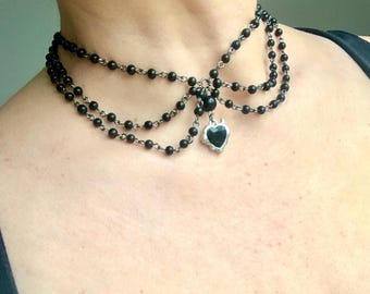 Beaded Black Heart Grunge Necklace: Layered Gothic Rosary Choker