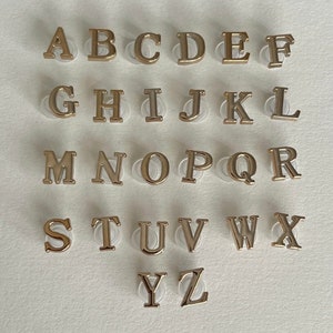 Dije de zueco dorado con letra/dije decorativo para zapatos/dije de moda para zapatos