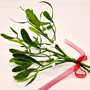 Artificial mistletoe - Etsy.de